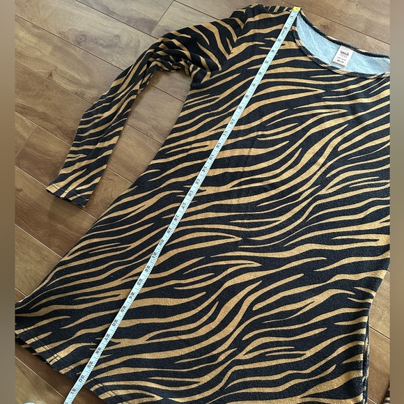 Smash & Tess Teresa Tiger Sweater Dress - Picture 1 of 7
